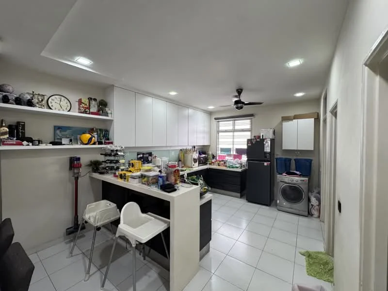 Kitchen features: white cabinetry, black countertop, stainless-steel fridge, built-in oven, freestanding washing machine, ceramic tile flooring, 5-blade ceiling fan, window with blinds, open shelving, kitchen island with seating, various kitchen appliances, cluttered countertop; style: modern.