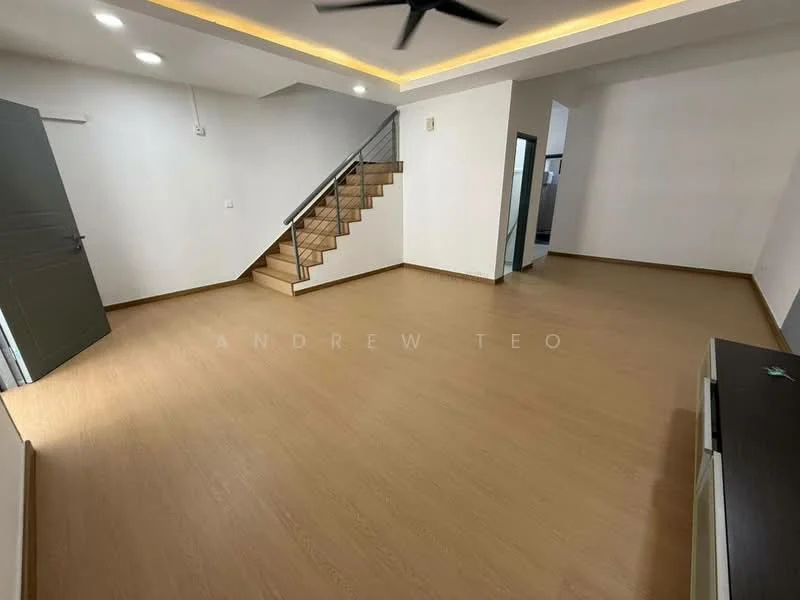 Living features: laminate flooring, white painted walls, ceiling with recessed lighting, 5-blade ceiling fan, staircase with wooden steps, large window, open layout, neutral color scheme; style: modern.