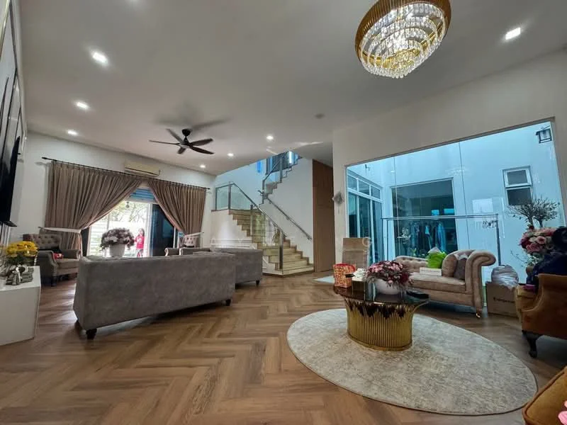 Living features: wooden herringbone flooring, white painted walls, recessed downlights, 5-blade ceiling fan with light, large glass sliding doors, curtains in neutral color, decorative chandelier, round area rug, coffee table with decorative items, sofa set in light fabric, accent chairs, wall-mounted TV; style: modern; view: garden. Staircase features: wooden staircase, glass railing; style: modern.