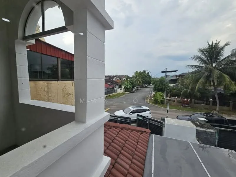 Exterior features: white painted facade, arched window, red tiled roof, paved driveway, palm trees, surrounding residential area, street view, vehicles parked on street; style: modern.