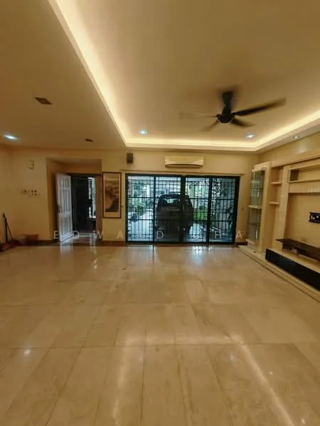 Living features: marble flooring, recessed ceiling lights, 5-blade ceiling fan, wall-mounted TV console, built-in shelving unit, large sliding glass doors, window with security grille, air conditioning unit; style: modern; view: garden.