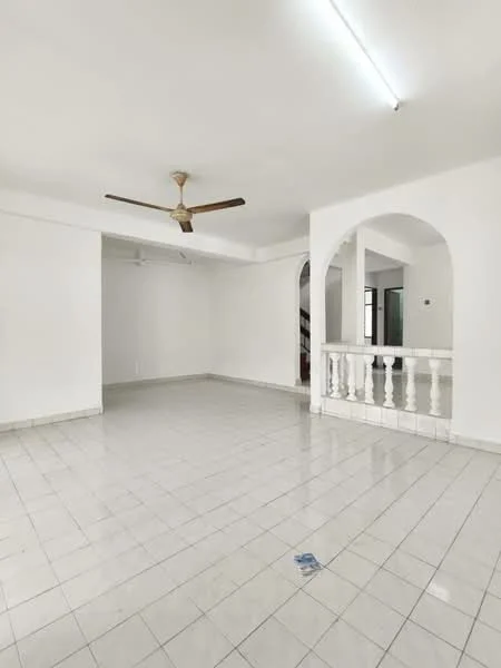 Living features: white painted walls, glazed ceramic tile flooring, 5-blade ceiling fan, arched entryway, balustrade railing, large open space, natural light from windows, neutral color scheme; style: minimalist.