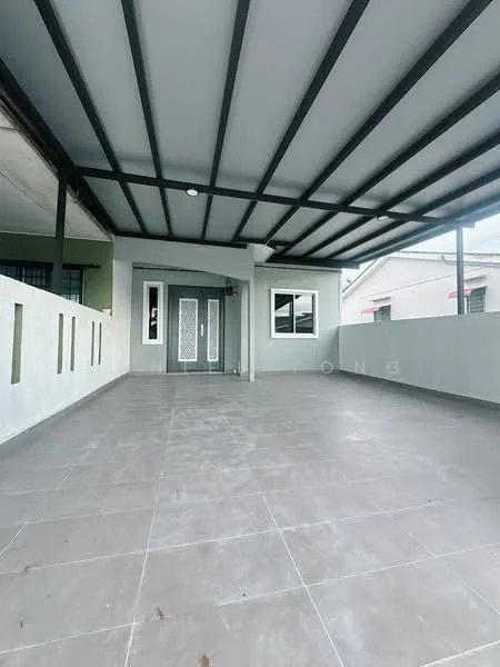 Exterior type: linked terrace house; features: covered porch with metal roof, grey tiled flooring, white painted walls, double front door with decorative glass, large windows, concrete wall with vertical cutouts, open space, surrounded by residential buildings; style: modern.