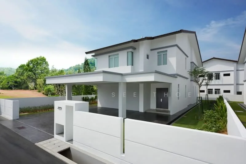 Exterior type: semi-detached house; features: white painted facade, flat roof, two-storey structure, manicured lawn, paved driveway, surrounded by greenery, large windows, covered porch, modern architectural design; style: modern.