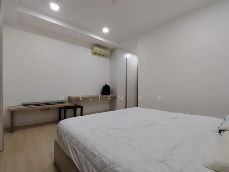 Bedroom features: white painted walls, light wood flooring, queen-size bed with white bedding, wall-mounted air conditioning unit, built-in wardrobe, wooden bench against the wall, desk surface, minimalist decor; style: modern.