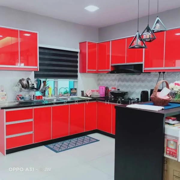 Kitchen features: red high-gloss cabinetry, black countertop, stainless-steel sink, chrome pull-down faucet, built-in gas stove, exhaust hood, black kitchen island, chevron-patterned backsplash, tile flooring, recessed downlights, window with blinds, decorative kitchen rug; style: modern.