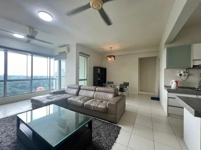 Living features: 3-seater leather sofa in light grey, coffee table with glass top, area rug in dark colour, floor-to-ceiling windows, city view, 2 ceiling fans, recessed downlights, dining table with 4 chairs, TV console, open layout to kitchen; style: modern; view: city. Kitchen features: granite countertop, stainless-steel sink, built-in stove, kitchen cabinets in light colour, microwave, kettle; style: modern.