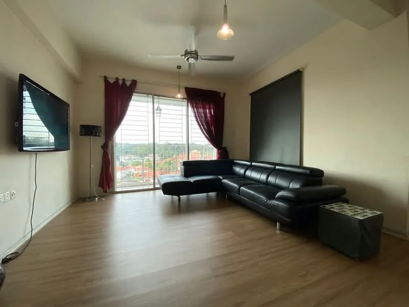 Living features: 3-seater leather sofa in black, coffee table, wall-mounted TV, floor-to-ceiling windows, sheer curtains, blackout curtains, ceiling fan, laminate flooring, light-colored painted walls; style: modern; view: city.