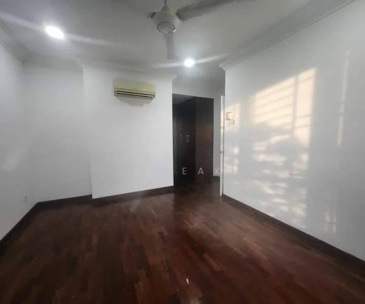 Room features: wooden flooring, white painted walls, ceiling fan, wall-mounted split AC, natural light from windows, crown moulding, doorway leading to another room; style: modern.