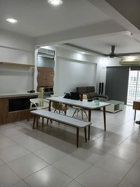 Casa Tropika, Bandar Puchong Utama, Puchong — view 1 of 5 in Bandar Puchong Utama — for Sale