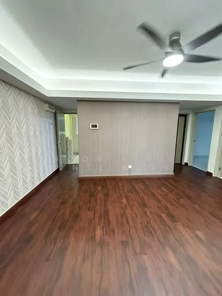 Living features: wooden flooring, light brown painted walls, feature wall with herringbone pattern, recessed ceiling with downlights, 5-blade ceiling fan with light, air conditioning unit, open layout, access to bathroom, doorway leading to other rooms; style: modern.