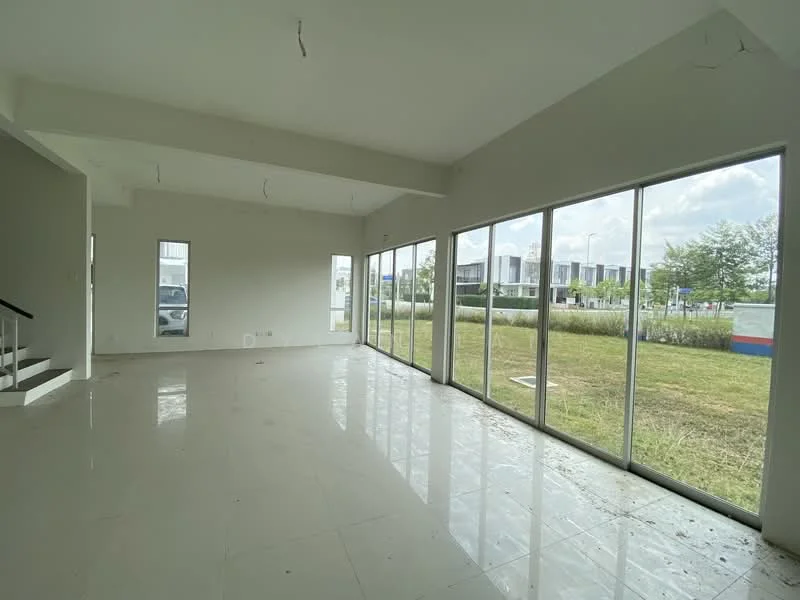 Living features: white painted walls, high ceiling, large floor-to-ceiling windows, polished ceramic tile flooring, natural light, open layout, view of garden, sliding glass door; style: modern; view: garden.