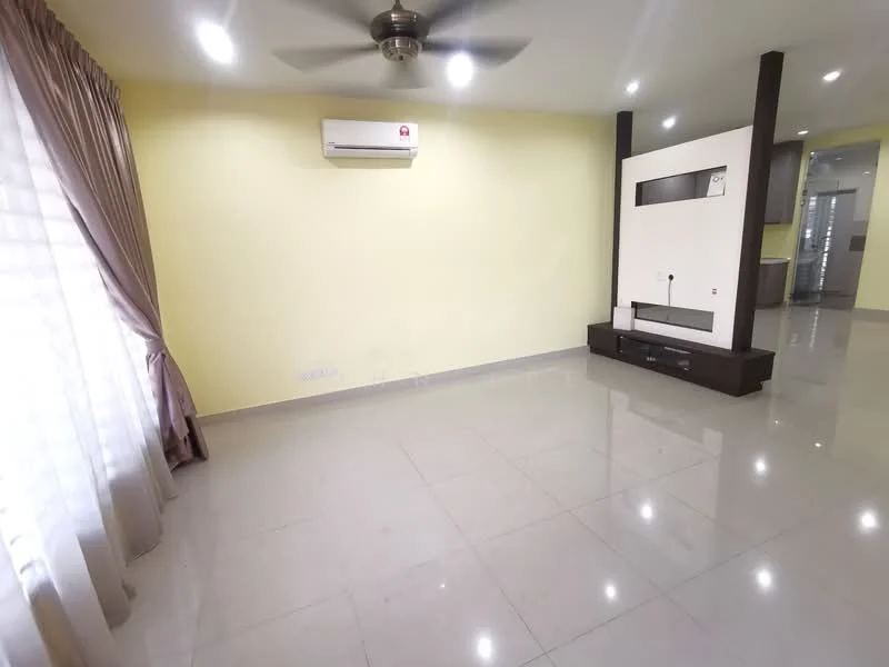 Living features: cream painted walls, glossy tile flooring, 5-blade ceiling fan with light, wall-mounted air conditioning unit, built-in TV console, large windows with sheer curtains, recessed lighting, neutral color scheme; style: modern.