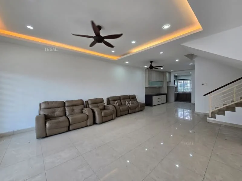 Living features: 3-seater leather sofa in beige, 2-seater leather sofa in beige, marble tile flooring, white painted walls, recessed downlights, 5-blade ceiling fan with light, LED strip lighting along ceiling, built-in cabinetry, large windows with sheer curtains; style: modern.