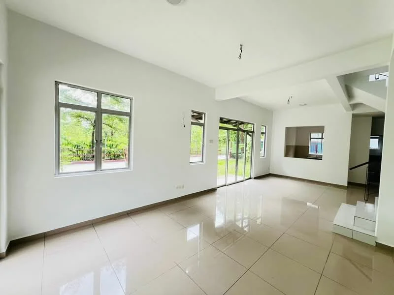 Living features: white painted walls, glossy ceramic tile flooring, tray ceiling, floor-to-ceiling windows, sliding glass door, natural light from windows, open layout, view of greenery; style: modern; view: garden.