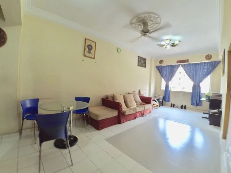 Living features: cream painted walls, white tiled flooring, 5-blade ceiling fan with light, sofa with beige upholstery, red fabric sofa, glass dining table with chrome base, 4 blue plastic dining chairs, curtains in blue fabric, window with natural light, decorative wall art, TV console, area rug; style: minimalist.
