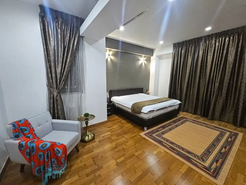 Bedroom features: king-size bed, upholstered headboard, wooden flooring, floor-to-ceiling windows, dark brown curtains, decorative area rug with geometric pattern, grey armchair, side table with lamp, wall-mounted lights, accent wall in grey, decorative throw blanket; style: modern.