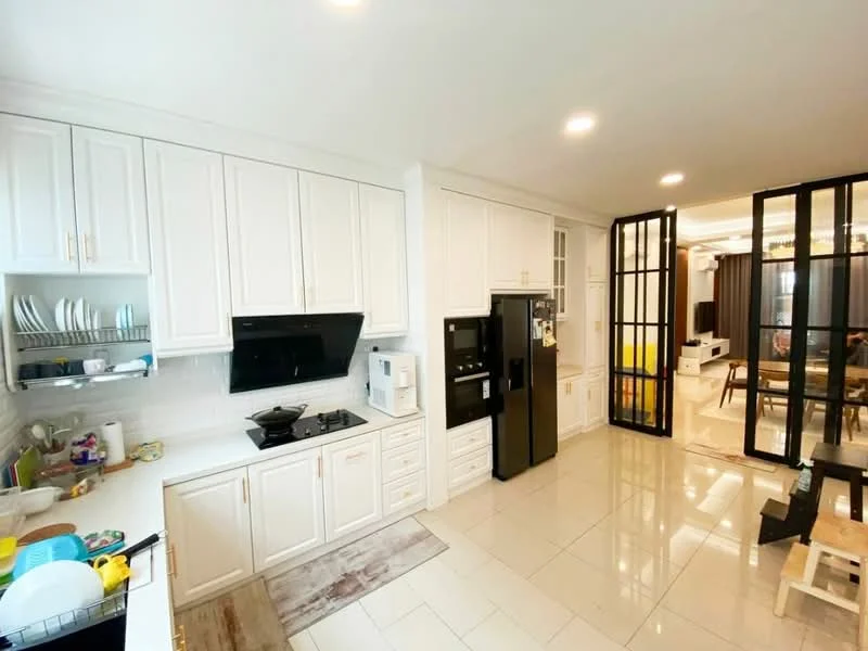 Kitchen features: white shaker cabinets, black countertop, stainless-steel sink, chrome pull-down faucet, built-in stove, black range hood, stainless-steel refrigerator, microwave, ceramic tile flooring, recessed downlights, open shelving, kitchen utensils on countertop, dish rack, decorative rug; style: modern.