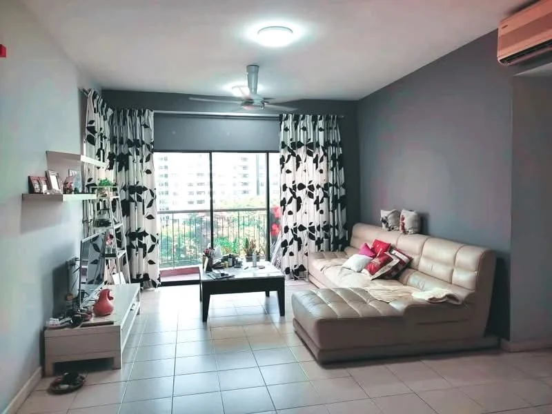 Living features: 3-seater leather sofa in beige, coffee table, wall-mounted TV, TV console, floor-to-ceiling windows, sheer curtains with floral pattern, ceiling fan, recessed downlights, white painted walls, tile flooring; style: modern; view: garden.