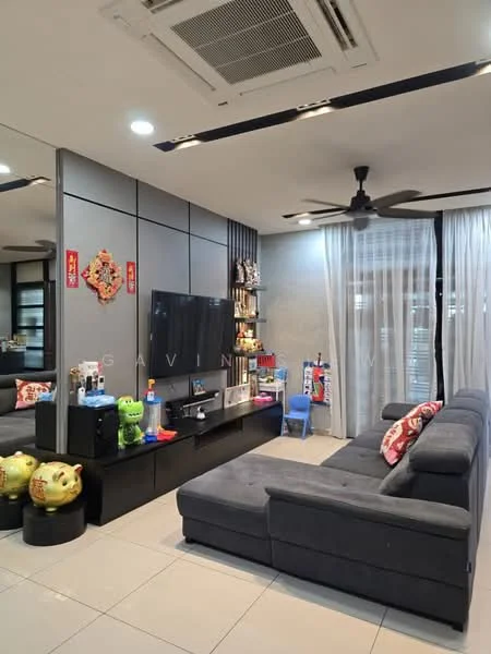 Living features: grey L-shape sectional sofa, black TV console, wall-mounted TV, recessed downlights, 5-blade ceiling fan, cream tiled flooring, decorative wall art, sheer curtains, decorative figurines, open shelving with decorative items, accent wall with grey panels; style: modern.
