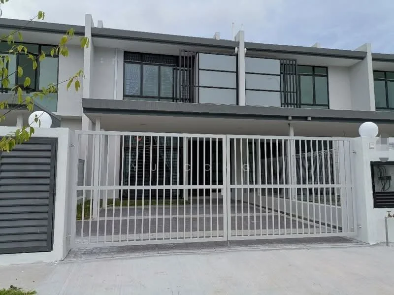 Exterior type: linked terrace house; features: white painted facade, glass windows, metal grille, two-storey structure, concrete driveway, manicured lawn, gated entrance, modern design, front porch area; style: modern.