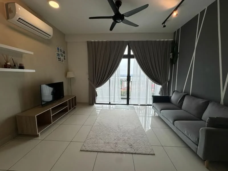 Living features: grey fabric L-shape sectional sofa, white area rug, light wood TV console, black flat-screen TV, wall-mounted air conditioning unit, 5-blade ceiling fan, floor-to-ceiling sliding glass door, sheer curtains, decorative wall with geometric pattern, recessed downlights, light grey painted walls, white tiled flooring; style: modern; view: city.