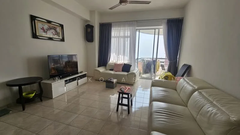 Living features: 3-seater leather sofa in white, 2-seater fabric sofa in beige, coffee table, TV console, wall-mounted TV, floor-to-ceiling windows, sheer curtains, ceiling fan, tile flooring, decorative artwork on wall, area rug; style: modern; view: sea.