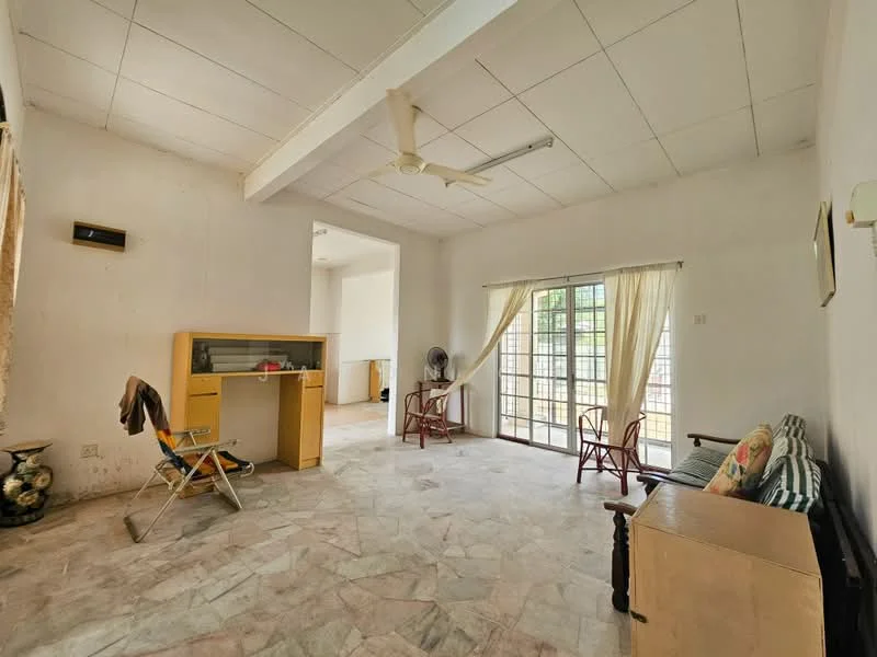 Living features: white painted walls, marble flooring, exposed beams on ceiling, 5-blade ceiling fan, floor-to-ceiling windows, sliding glass door, curtains, wooden bench, two rattan chairs, small cabinet, decorative vase, area rug; view: garden.