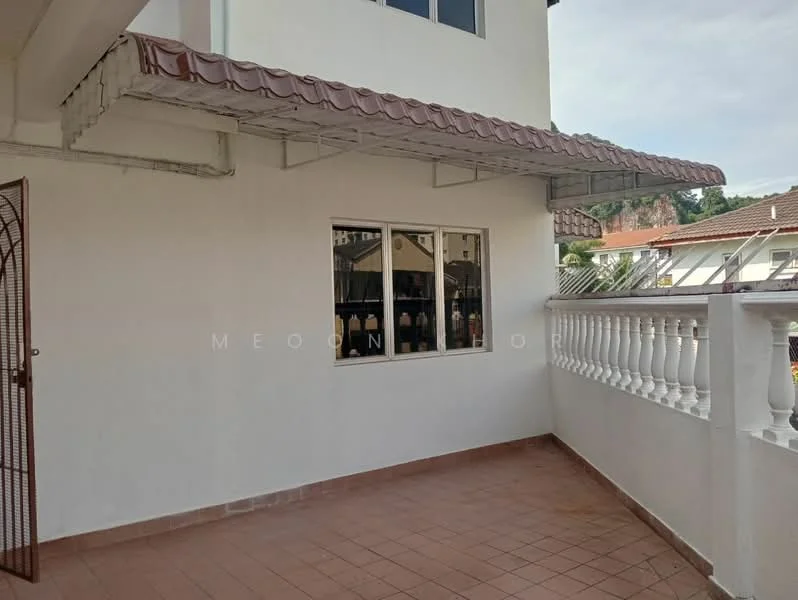 Room features: terracotta tile flooring, white painted walls, metal roof with overhang, railing with decorative balusters, window with grid pattern, outdoor space, covered area; style: modern; view: garden.