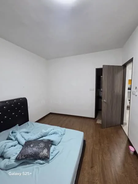 Bedroom features: queen-size bed, upholstered headboard, light blue bedding, wooden flooring, white painted walls, sliding door to bathroom, door to hallway, ceiling light fixture.