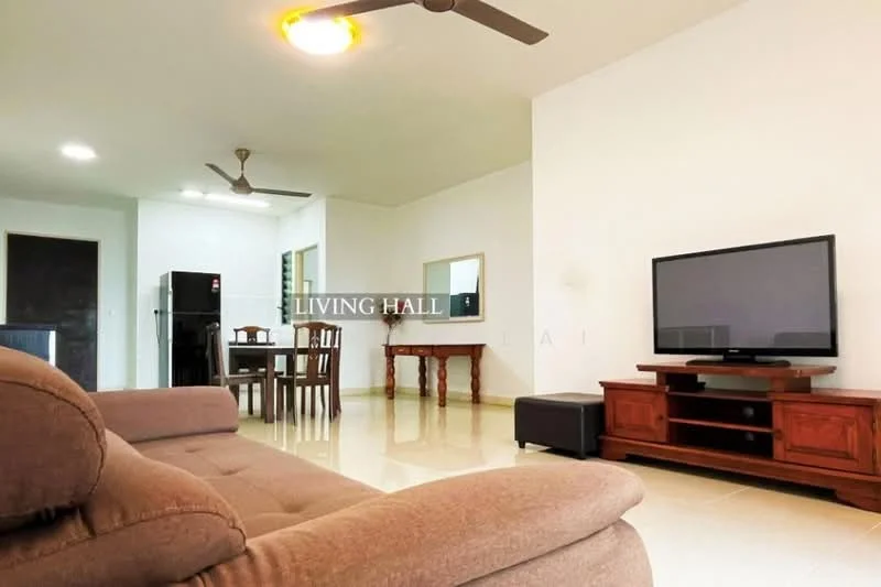 Living features: 3-seater fabric sofa in brown, coffee table, wall-mounted TV, TV console in dark wood, ceiling fan, recessed downlights, cream painted walls, glossy tile flooring, dining table with chairs, fridge, mirror on wall; style: modern.