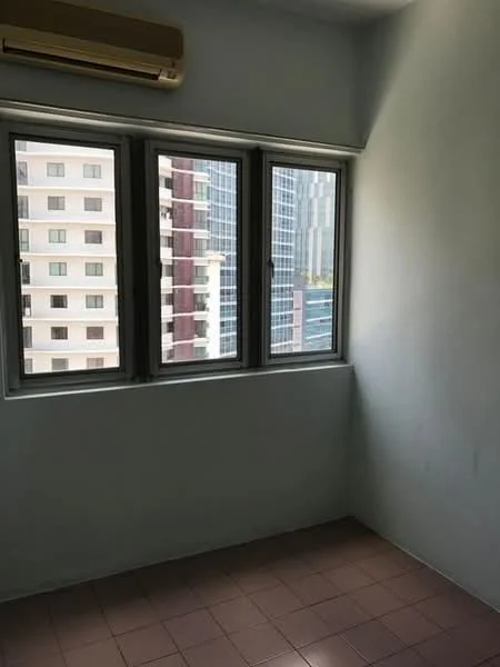 Room features: light blue painted walls, brown tiled flooring, 3 windows with metal frames, window air conditioning unit, city skyline view; view: city.