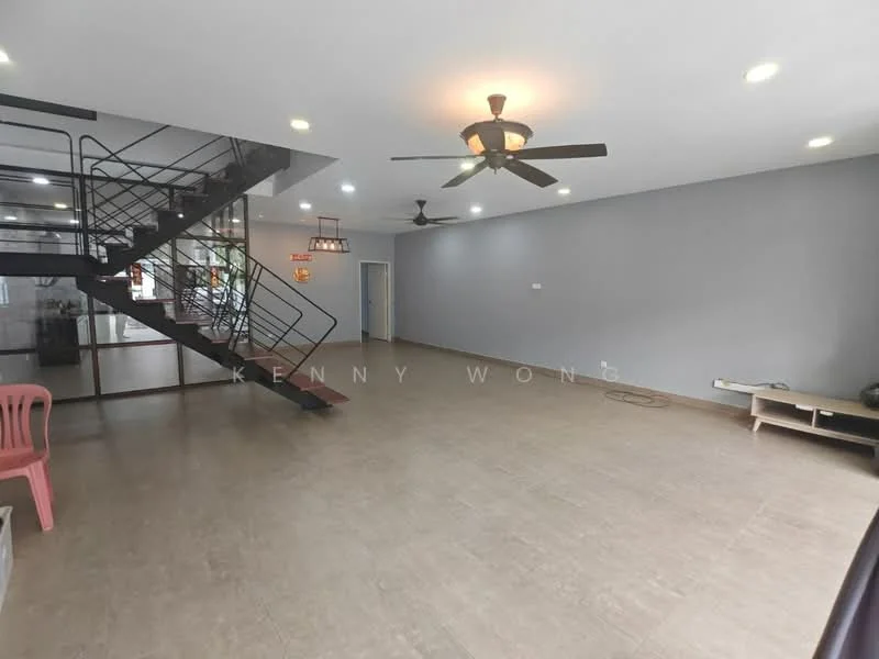 Living features: grey painted walls, tile flooring, 5-blade ceiling fan with light, recessed downlights, open space layout, staircase with metal railing, large windows, wall-mounted TV console, area rug, decorative wall clock; style: modern.