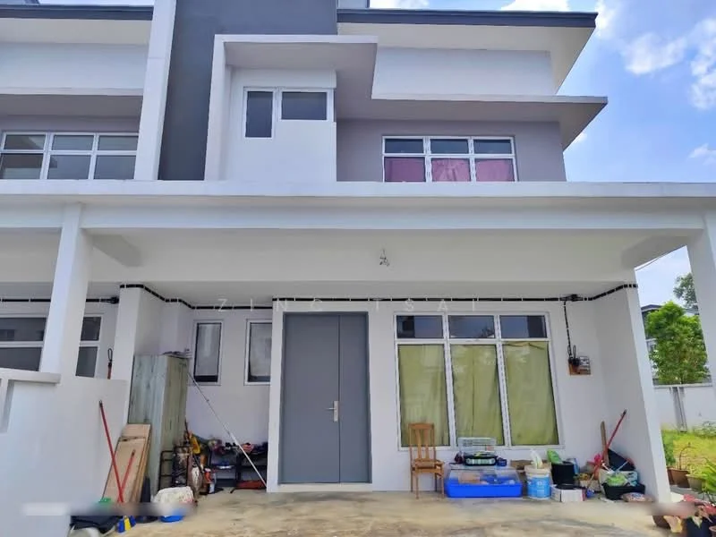Exterior type: linked terrace house; features: grey painted facade, white trim, flat roof, ground floor patio, multiple windows, main entrance door, concrete flooring, surrounded by greenery; style: modern.