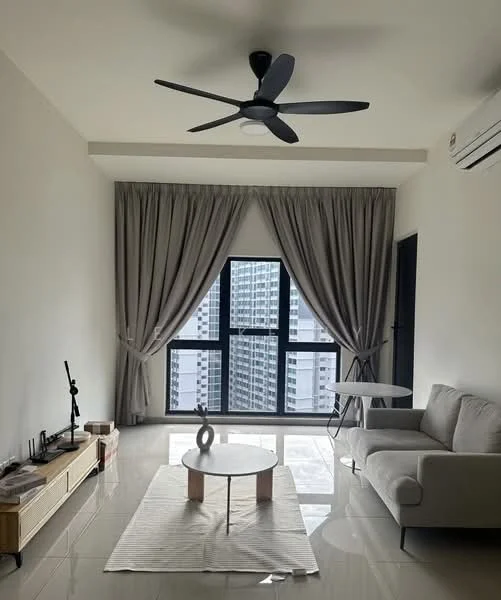 Living features: 5-blade ceiling fan with integrated LED light, floor-to-ceiling windows, grey curtains, light grey fabric sofa, round coffee table with wooden legs, area rug with geometric pattern, TV console, wall-mounted air conditioning unit, glossy tile flooring, decorative sculpture on table; style: modern; view: city.