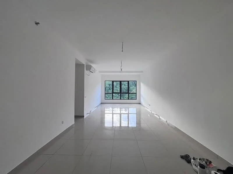 Living features: white painted walls, glossy tile flooring, floor-to-ceiling windows, recessed downlights, 1 wall-mounted split AC, open layout, natural light from windows, minimalist decor; style: modern; view: garden.