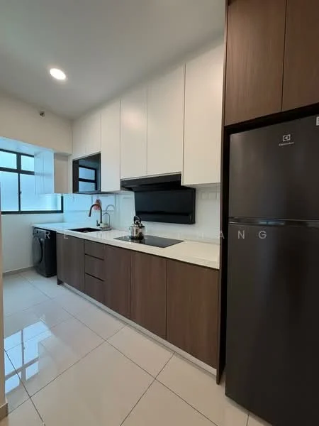 Kitchen features: white upper cabinets, brown lower cabinets, black countertop, stainless-steel sink, chrome pull-down faucet, built-in oven, stainless-steel fridge, ceramic tile flooring, recessed downlights, window with black frame, washing machine, wall-mounted cabinets; style: modern.