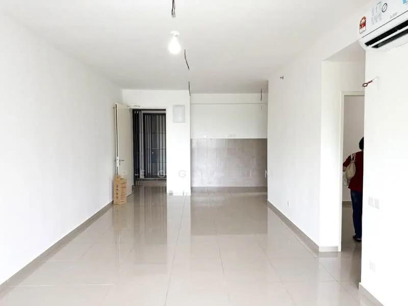 Room features: white painted walls, glossy ceramic tile flooring, recessed downlights, 1 wall-mounted split AC, open layout, doorway leading to another room, kitchen area with tiled backsplash, large windows for natural light; style: modern.