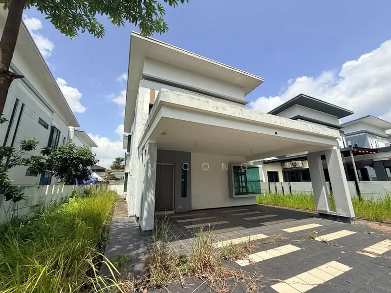 Exterior type: detached bungalow; features: white painted facade, flat roof, approximately 2-storey, manicured lawn, stone-paved walkway, surrounded by greenery, large windows, covered car porch; style: modern.