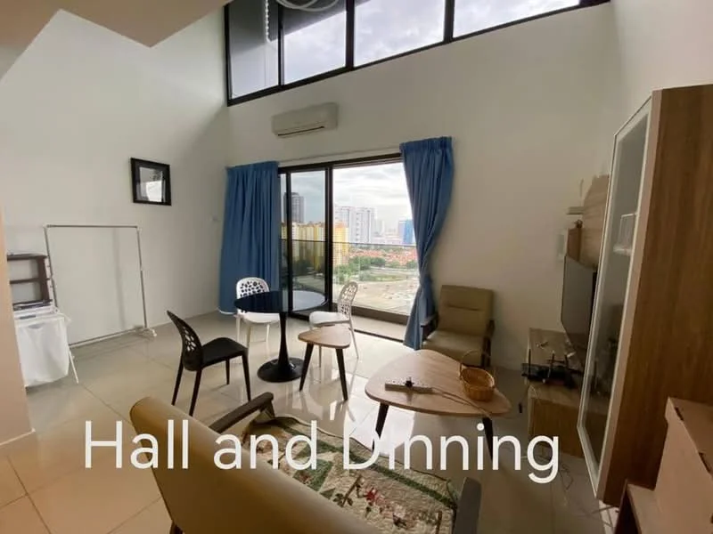 Living features: floor-to-ceiling windows, blue curtains, light-colored walls, tile flooring, 2-seater beige armchair, round dining table, 2 white dining chairs, small decorative basket, TV console, wall-mounted TV, area rug with geometric pattern, air conditioning unit; style: modern; view: city.