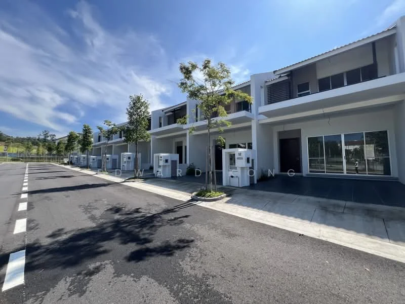 Exterior type: linked terrace house; features: white painted facade, flat roof, 2-storey, manicured landscaping, paved driveway, front porch, large windows, street view, trees along the walkway; style: modern.
