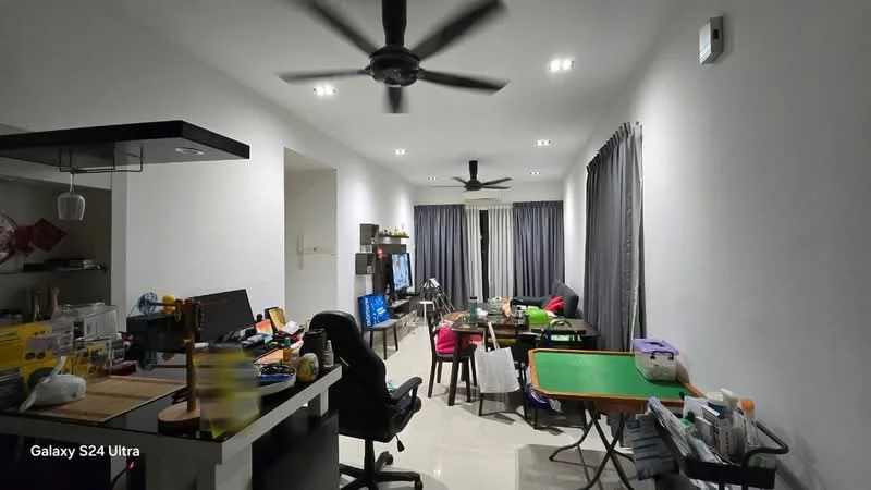 Living features: white painted walls, glossy tile flooring, 5-blade ceiling fan, recessed LED downlights, floor-to-ceiling windows with grey curtains, TV console, wall-mounted TV, dining table, office chair, green table, black desk, decorative items on shelves; style: modern.