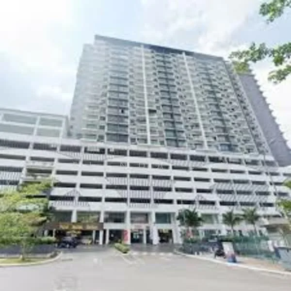 Exterior type: high-rise condominium; features: glass curtain wall, balconies on upper floors, multi-storey car park, landscaped entrance, manicured lawn, surrounded by greenery; style: modern.