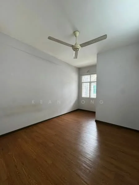 Room features: white painted walls, laminate flooring, ceiling fan, window with grid pattern, natural light from window.