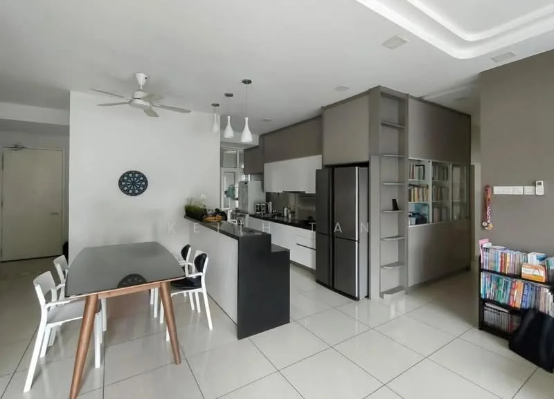 Kitchen features: white cabinetry, black countertop, stainless-steel fridge, built-in oven, freestanding range oven, single-bowl stainless-steel sink, chrome pull-down faucet, pendant lighting, recessed downlights, tile flooring, open shelving, dining table with 6 chairs, ceiling fan; style: modern.