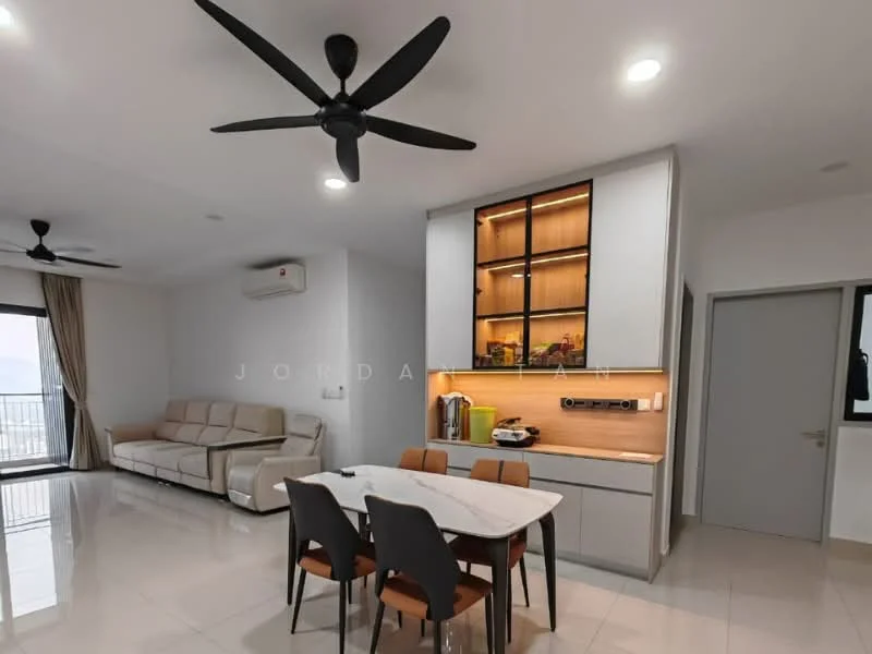 Living features: 5-blade ceiling fan in black, wall-mounted split AC, large sliding glass door, floor-to-ceiling windows, cream painted walls, white tiled flooring, L-shape sectional sofa in beige, coffee table, TV console, decorative wall shelving with backlighting, dining table with 4 chairs; style: modern; view: city.