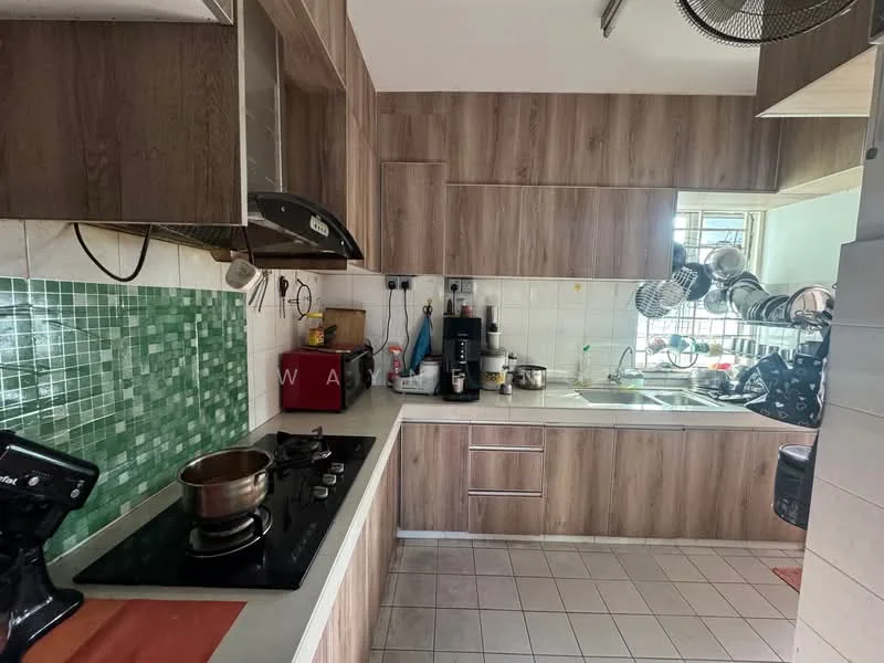 Kitchen features: wood cabinetry, green mosaic tile backsplash, white tiled walls, grey tiled flooring, stainless-steel gas hob, stainless-steel range hood, built-in oven, kitchen sink, countertop with breakfast bar, hanging pots and pans, kitchen appliances, window with natural light, ceiling fan; style: modern.