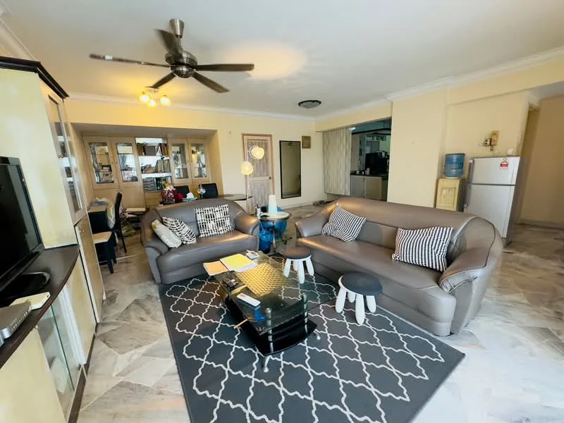 Living features: 3-seater leather sofa in grey, 2-seater leather sofa in grey, black coffee table, area rug with geometric pattern, ceiling fan with light, wall-mounted TV, built-in cabinetry with glass doors, marble flooring, decorative cushions, side table, light fixture with multiple bulbs; style: contemporary.