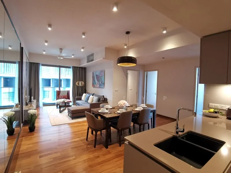 Living features: wooden flooring, recessed downlights, 5-blade ceiling fan with light, floor-to-ceiling windows, grey fabric sofa, coffee table, area rug, wall-mounted artwork, decorative plants, dining table with 4 chairs, kitchen island with sink; style: modern; view: city.