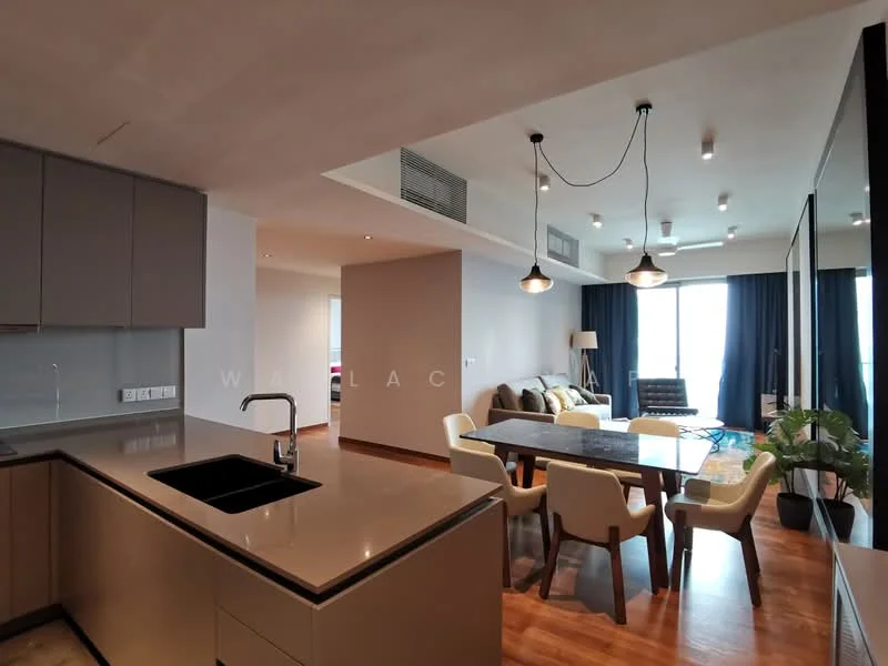 Kitchen features: single-bowl stainless-steel sink, chrome pull-down faucet, quartz countertop, flat-panel grey cabinets, built-in oven, freestanding range oven, stainless-steel range hood; style: modern. Dining features: 6-seater dining table, upholstered dining chairs, pendant lamp, wooden flooring; style: modern. Living features: 3-seater fabric sofa in grey, 2-seater fabric sofa, coffee table, wall-mounted TV, area rug, floor-to-ceiling windows, curtains, wooden flooring; style: modern; view: city.